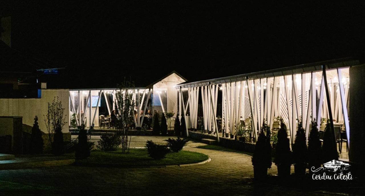 Cerdac Cotesti Golestii de Sus Exterior foto
